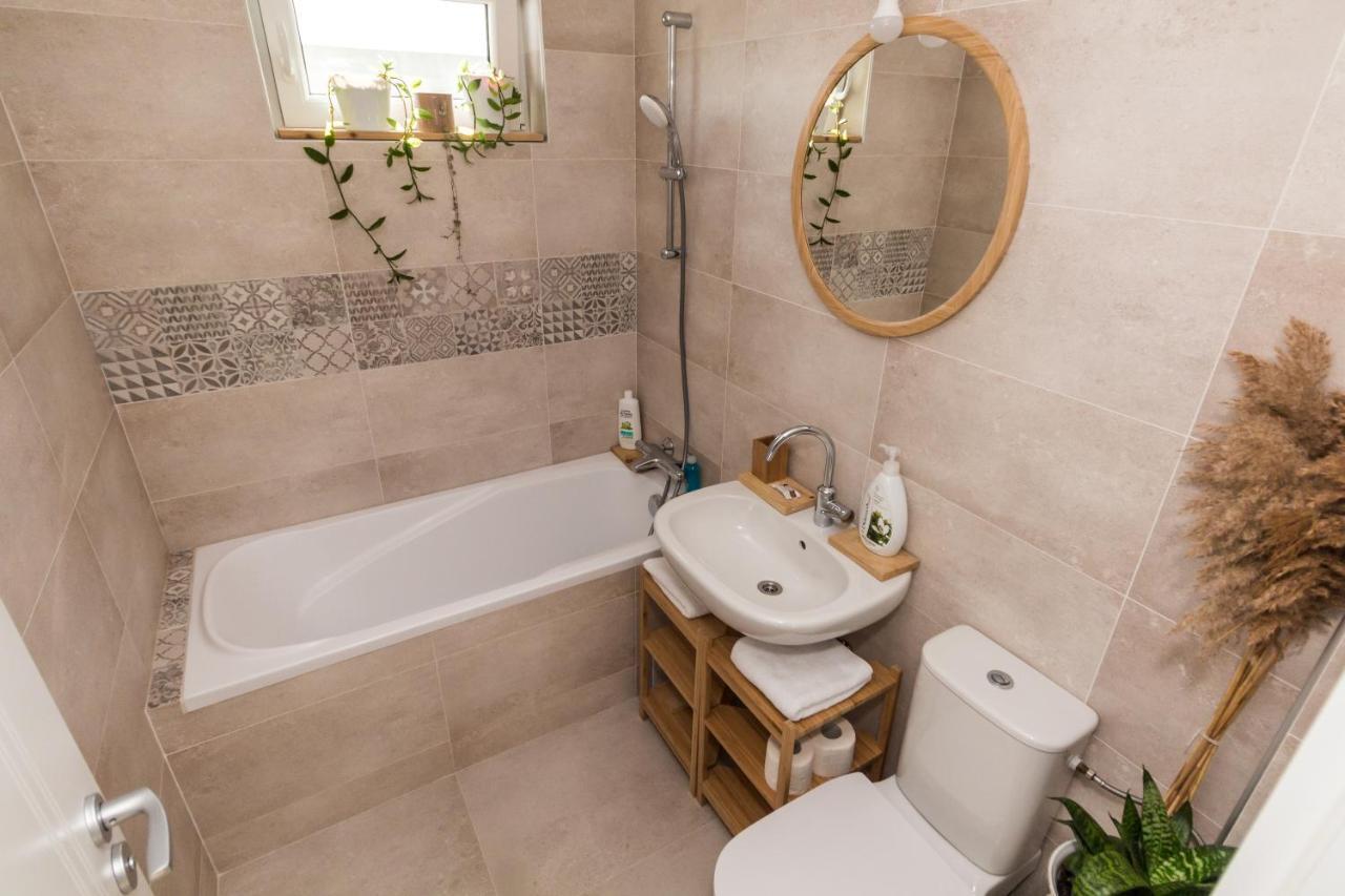 Apartamentul cu plante Mangalia Exterior foto